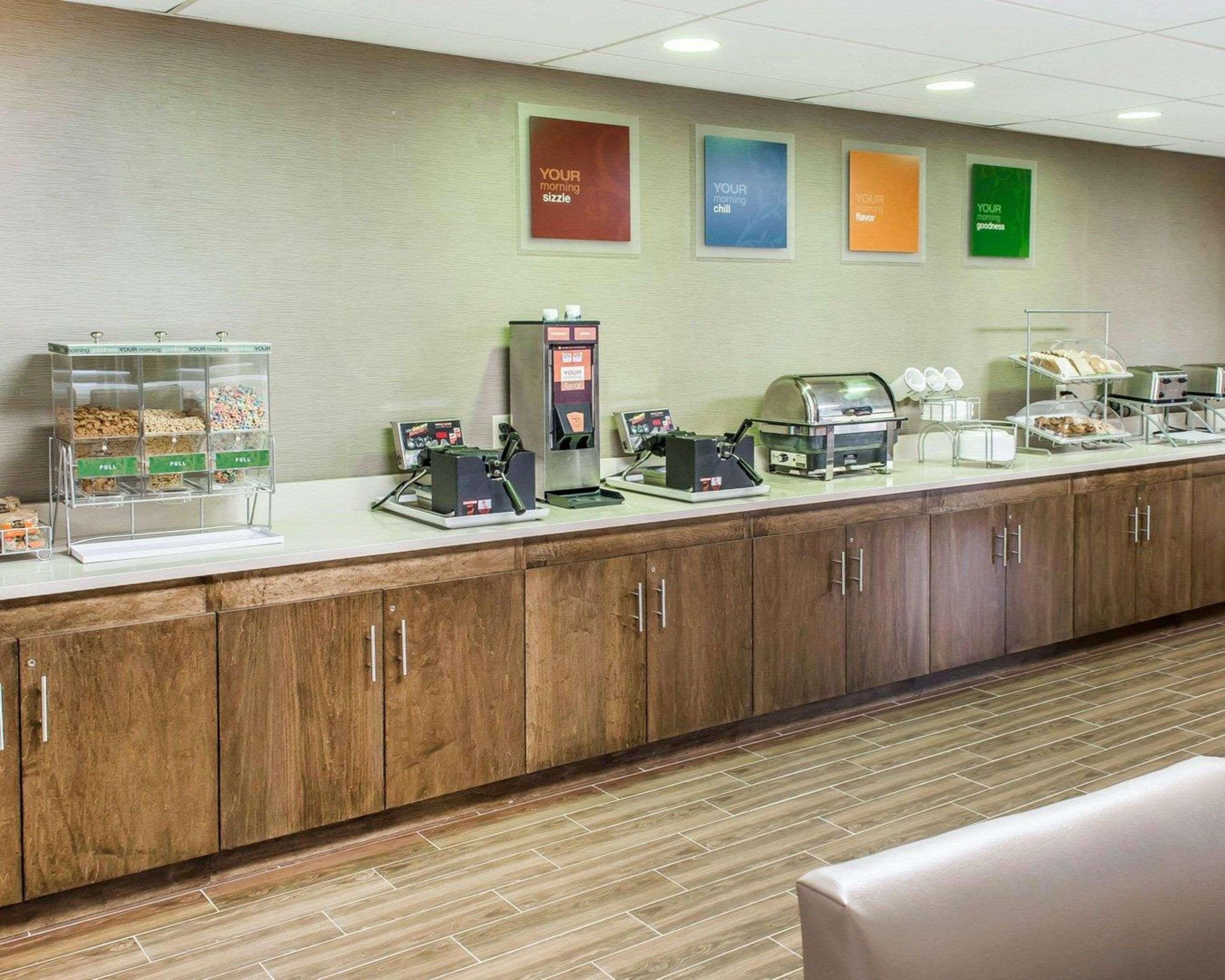 Comfort Suites Near Potomac Mills Woodbridge Eksteriør bilde