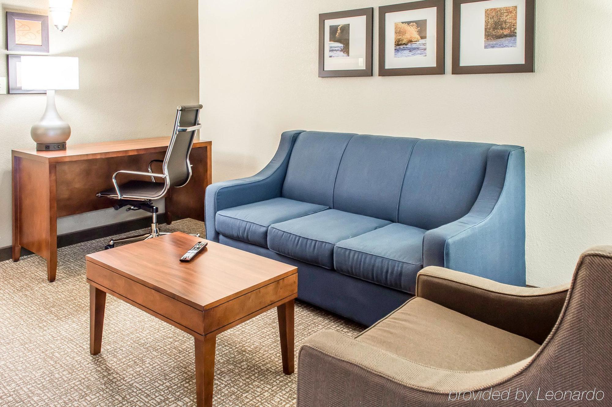 Comfort Suites Near Potomac Mills Woodbridge Eksteriør bilde