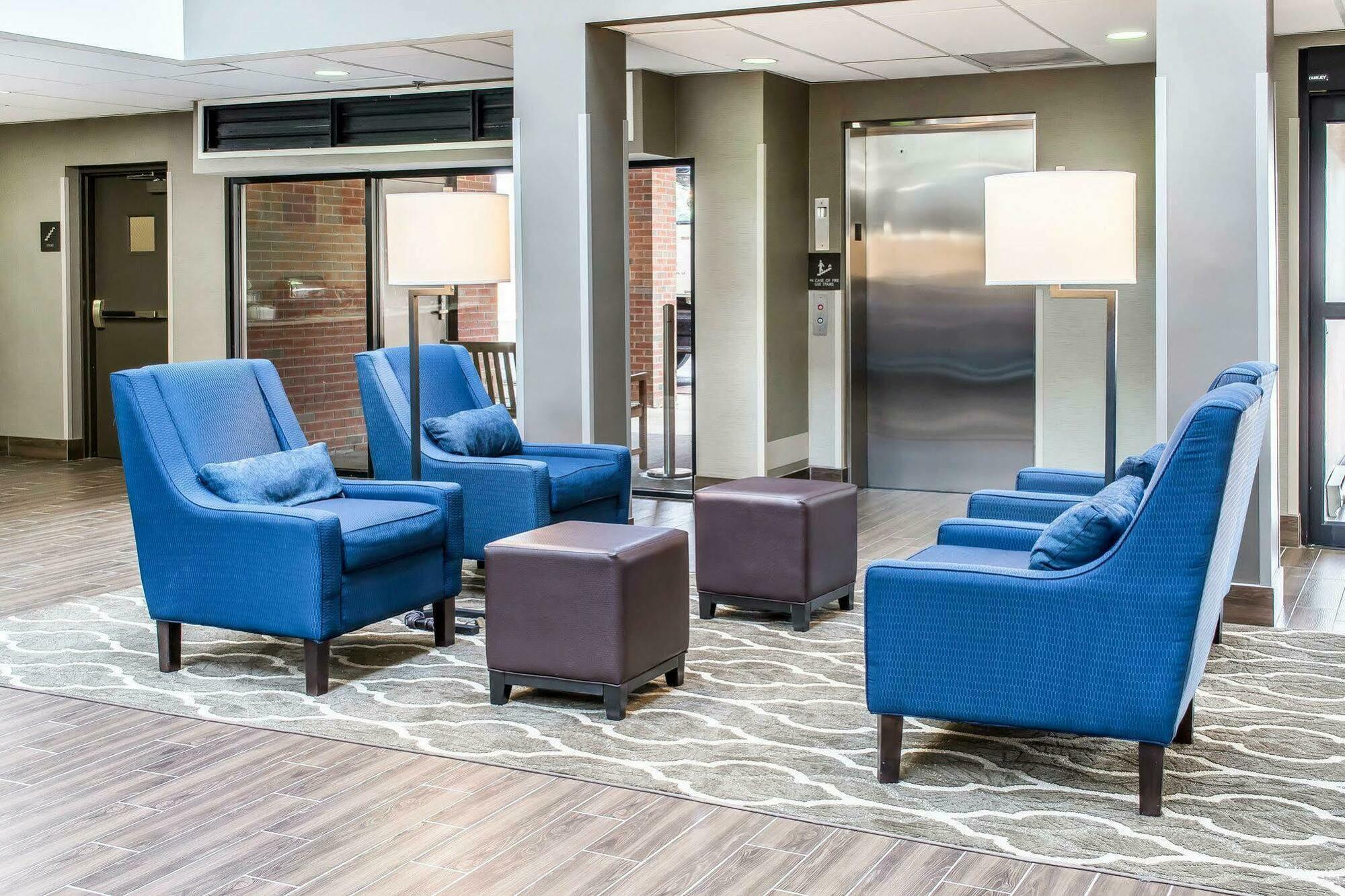 Comfort Suites Near Potomac Mills Woodbridge Eksteriør bilde