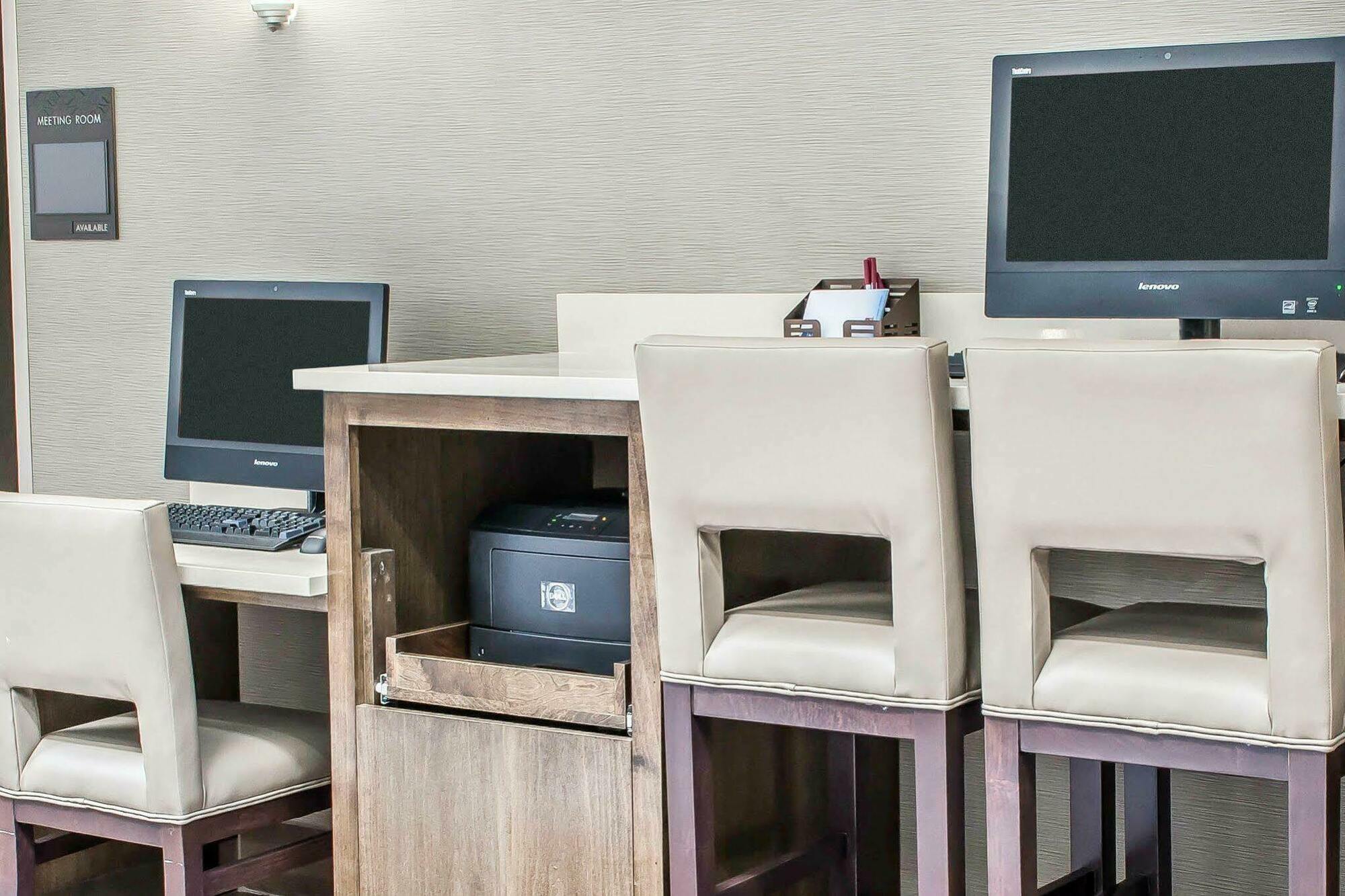 Comfort Suites Near Potomac Mills Woodbridge Eksteriør bilde